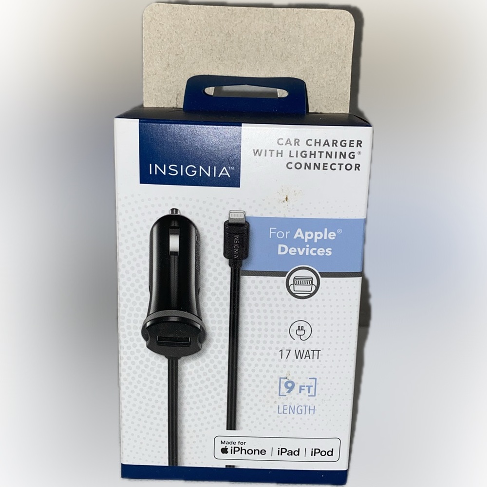 Insignia 17 Watt Apple MFI Certified 9 Ft iPhone/iPad/iPod - Black